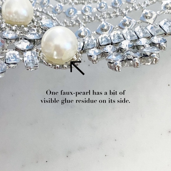 🆑 "Lydia" Necklace || Clear Crystal Pearl - Picture 7 of 9